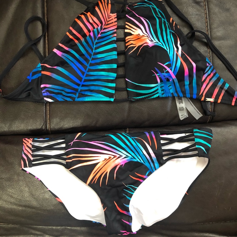 Tropical bikini set